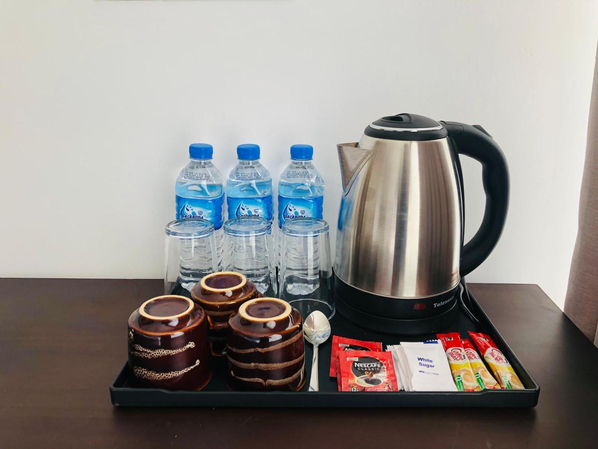 R21 Nuwara Eliya Hotel Екстериор снимка