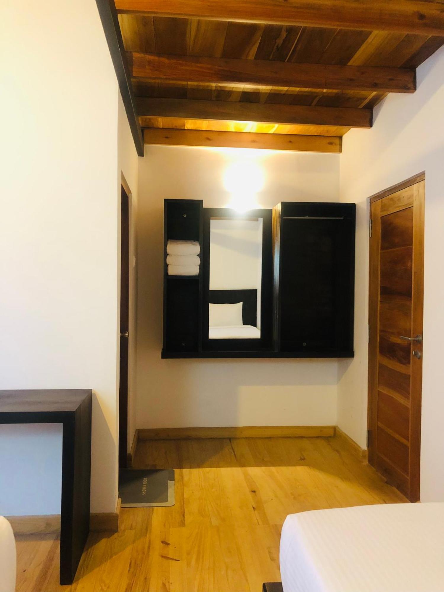 R21 Nuwara Eliya Hotel Екстериор снимка