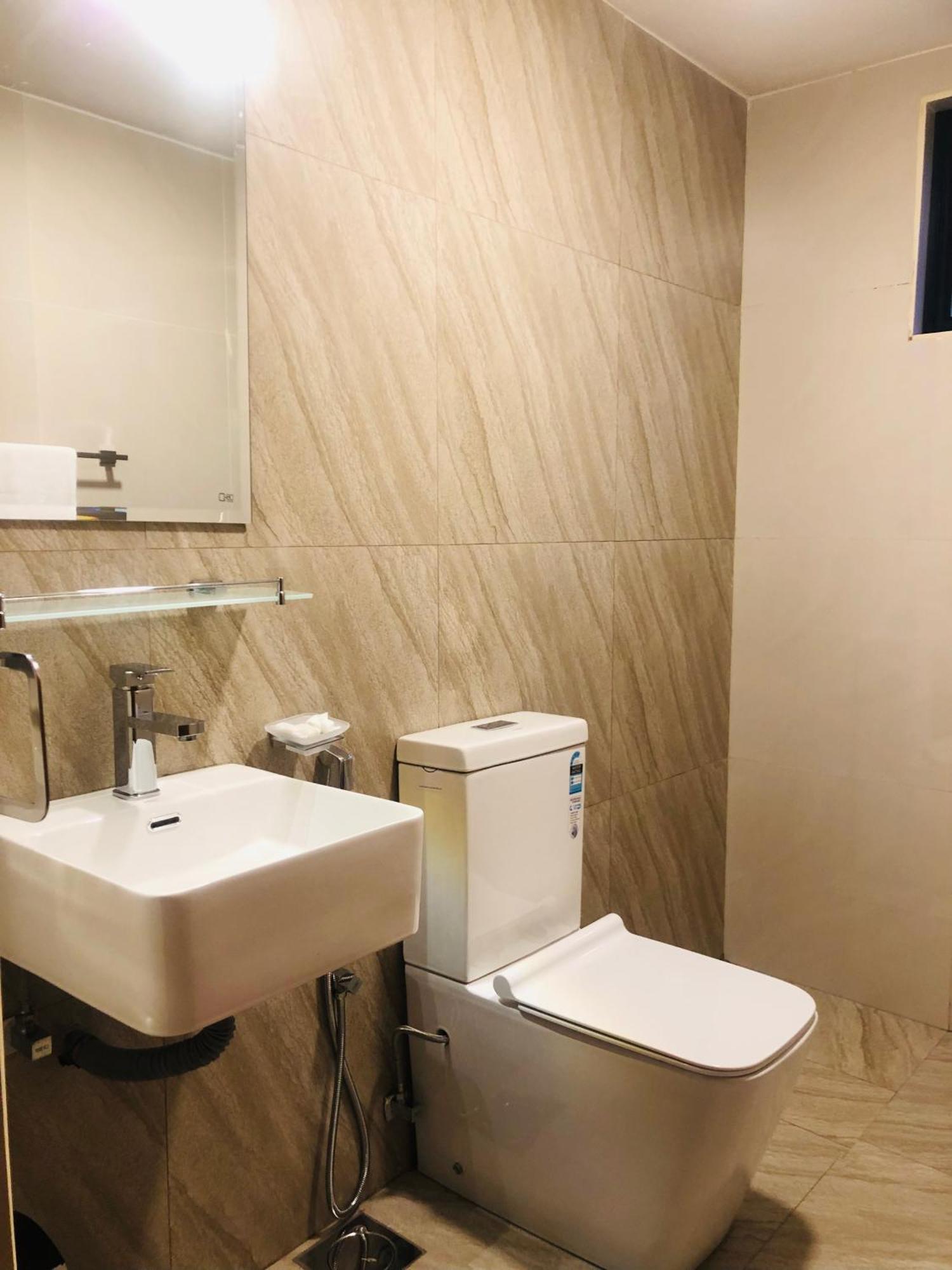 R21 Nuwara Eliya Hotel Екстериор снимка